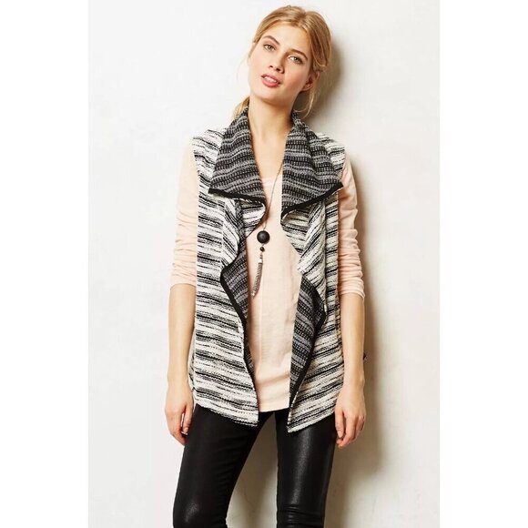Anthropologie DOLAN  Mimeo Vest by Dolan Striped Black& White Texturedsie Medium - Picture 1 of 7